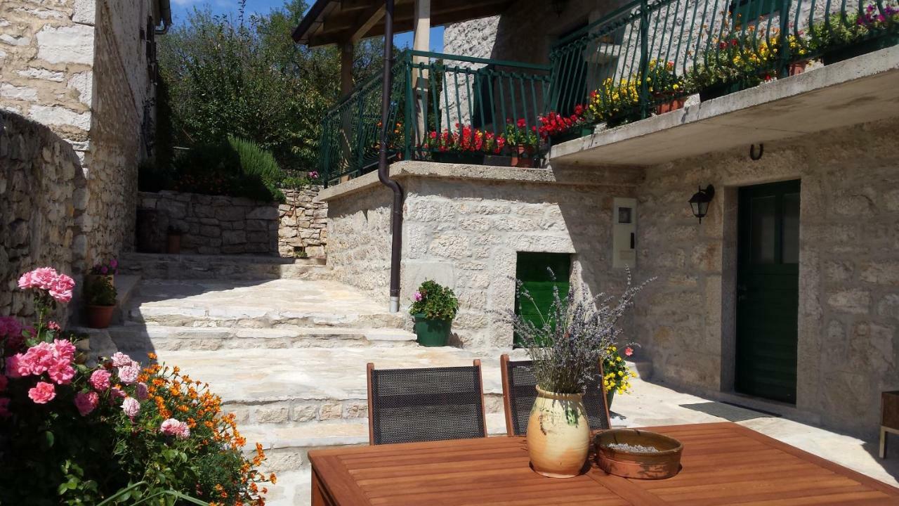 Villa Cetina Milasi 외부 사진