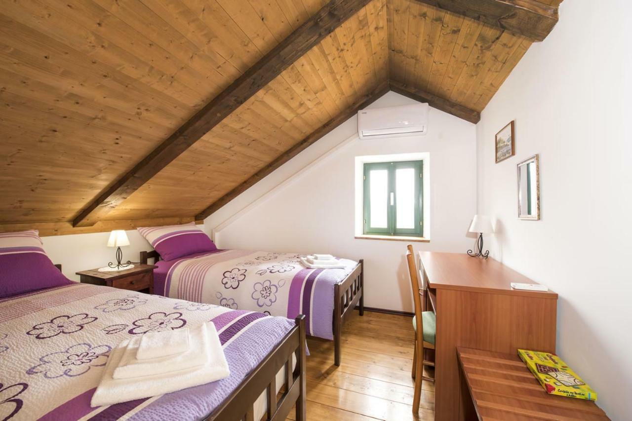 Villa Cetina Milasi 외부 사진