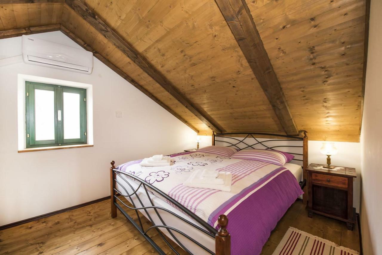 Villa Cetina - Apartment With A View Milasi 외부 사진
